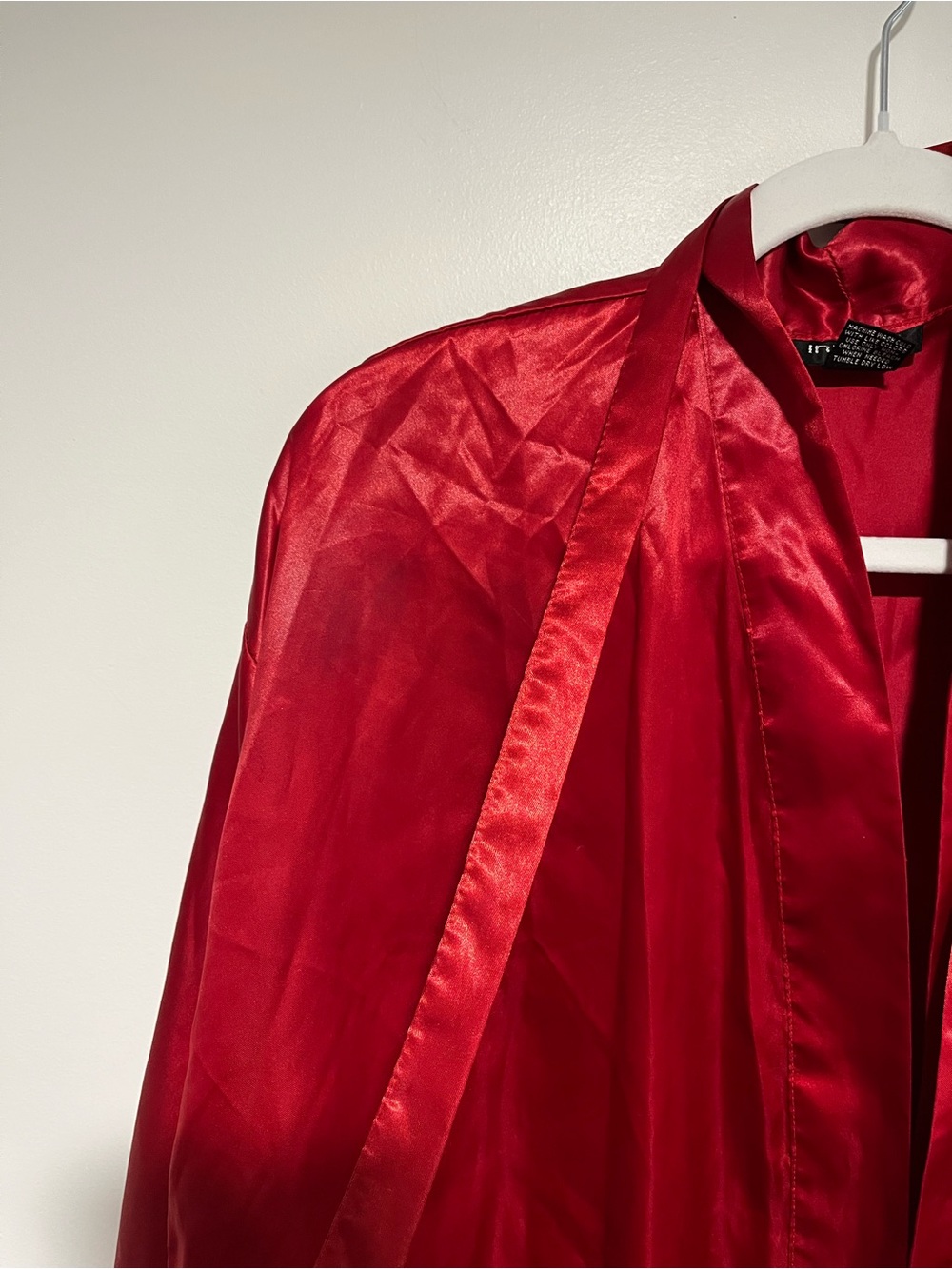 Intimo Satin Short Robe - Deep Red - Picture 5 of 6